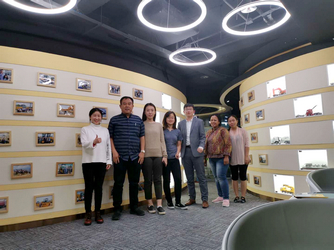 Indonesia Client Visit SINOMADA Office for XCMG Crawler Crane