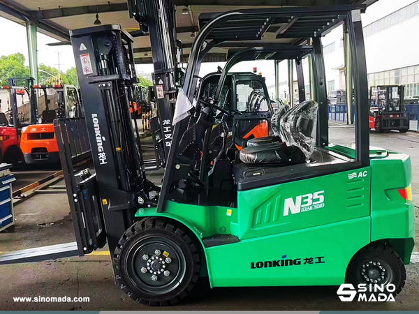 Canada - 2 Units Lonking CPD35-NF Forklifts