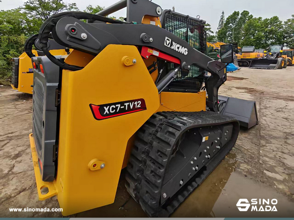 Argentina - 4 Units XCMG XC750K & XC760K & XC7-TV12 Skid Steer Loaders