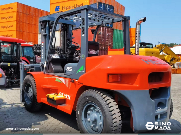 Reunion - 1 Unit HELl CPD85 Forklift