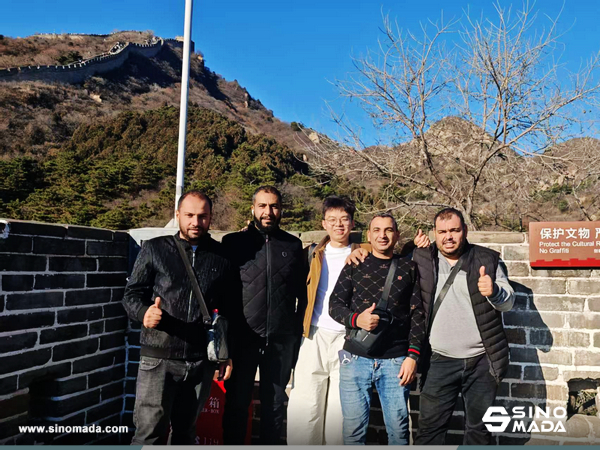 Algeria Customers Visited HOWO Factory & SINOMADA Office