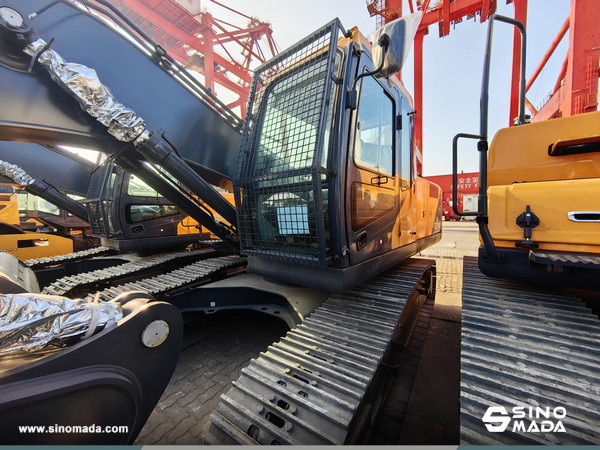 Algeria - 2 Units HYUNDAI HX220HD Excavators