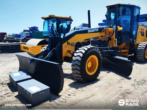Dominican - 1 Unit SHANTUI SG19-B6 Motor Grader