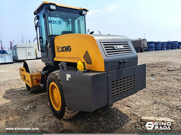 Dominica - 1 Unit XCMG XS103J Road Roller
