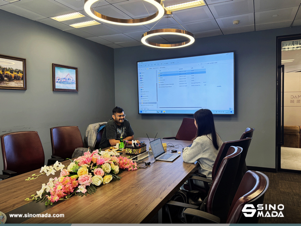 India Customer Visited SINOMADA Office