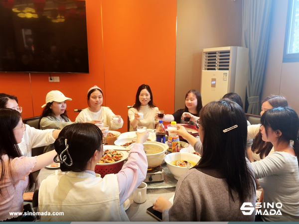 SINOMADA Celebrates Q1 Success with Team Dinner