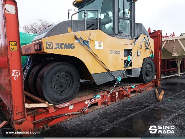 Vietnam - 1 Unit XCMG XP303 Road Roller