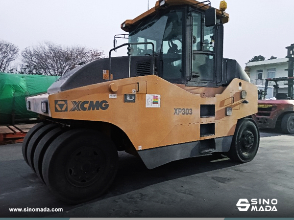Vietnam - 1 Unit XCMG XP303 Road Roller