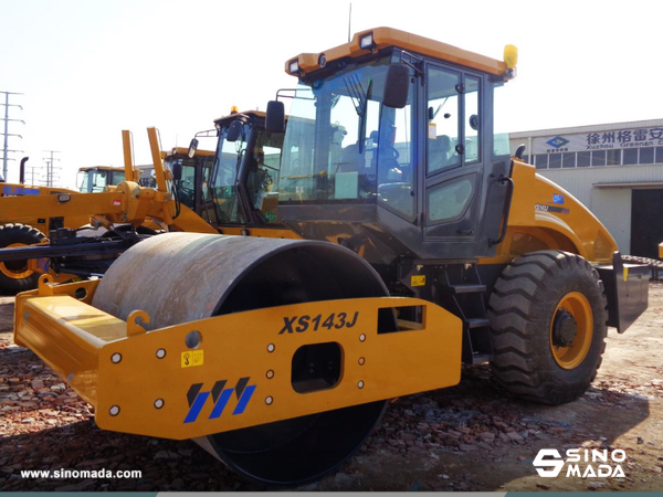 Algeria - 1 Unit XCMG XS143J Road Roller