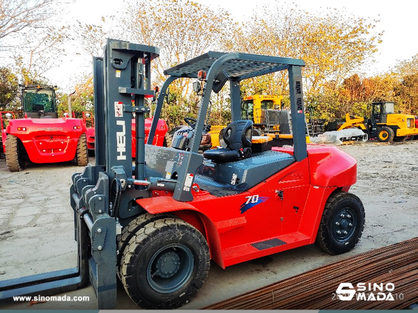 Pakistan - 1 Unit HELI CPCD70 Diesel Forklift