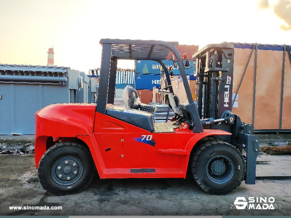 Pakistan - 1 Unit HELI CPCD70 Diesel Forklift