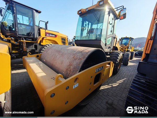 Algeria - 1 Unit XCMG XS143J Road Roller