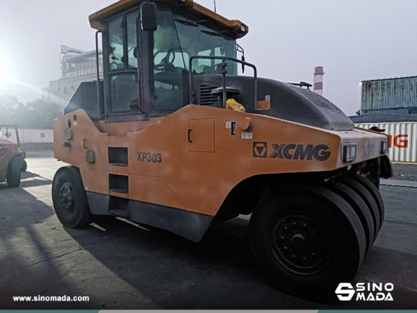 Vietnam - 1 Unit XCMG XP303 Road Roller