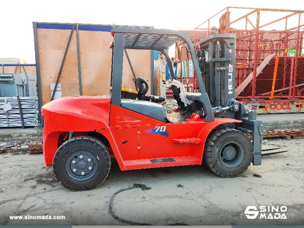 Pakistan - 1 Unit HELI CPCD70 Diesel Forklift