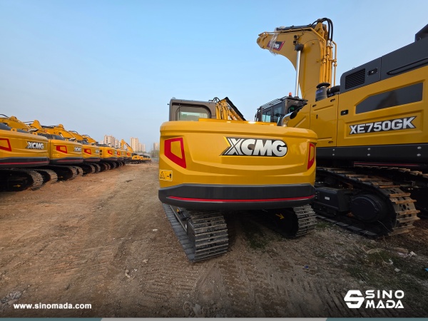XCMG XE135GA Excavator