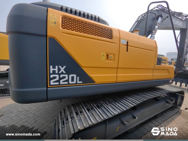 Algeria - 1 Unit HYUNDAI HX220L Excavator