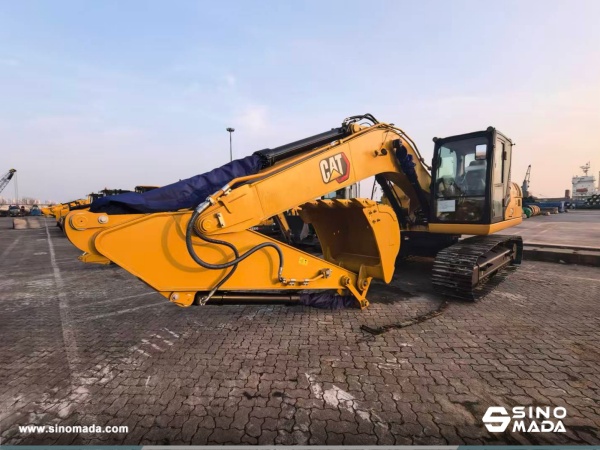 Mexico - 6 Units CAT 320GX Excavators & 1 XCMG XP263 Road Roller & 1 SEM 922F Motor Grader
