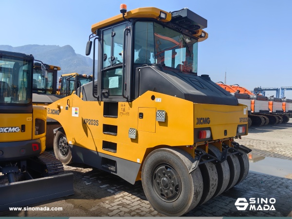 Algeria - 1 Unit XCMG XP203S Road Roller