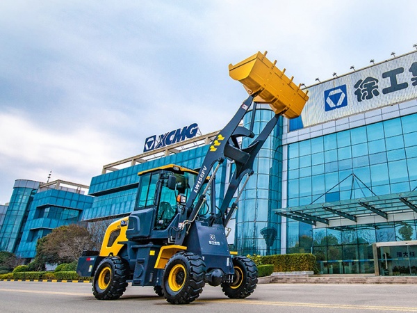 XCMG Delivers First 100-Ton-Class Mining Excavator to European Market