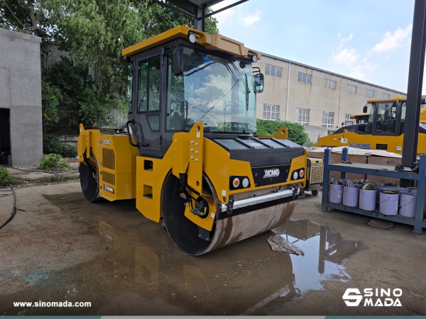 Iraq - 1 Unit XCMG XD83 Road Roller