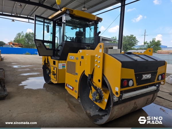 Iraq - 1 Unit XCMG XD83 Road Roller