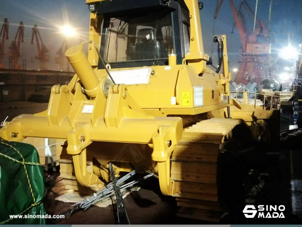 Cambodia - 1 Unit SEM 818F Bulldozer