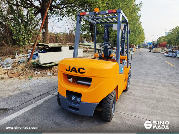 Saudi Arabia - 5 Units JAC CPCD30 Forklifts