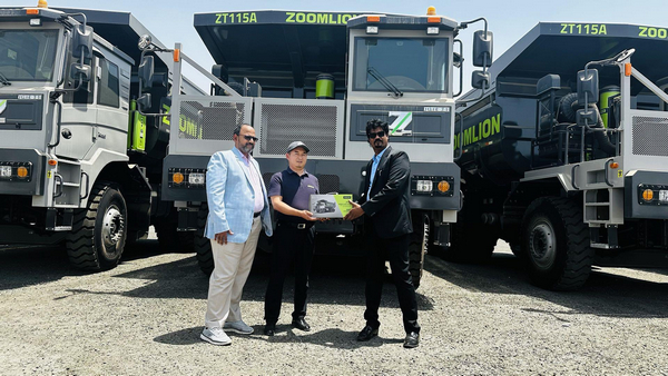 ZOOMLION Wide-Body Dump Trucks Delivered in Batches to Saudi Arabia