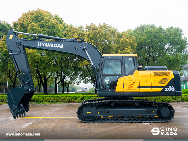 Guatemala - 1 Unit HYUNDAI HX200N Crawler Excavator